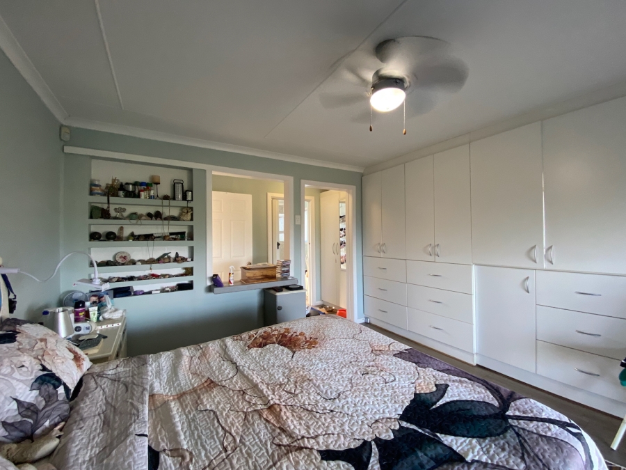 5 Bedroom Property for Sale in Cintsa East Eastern Cape